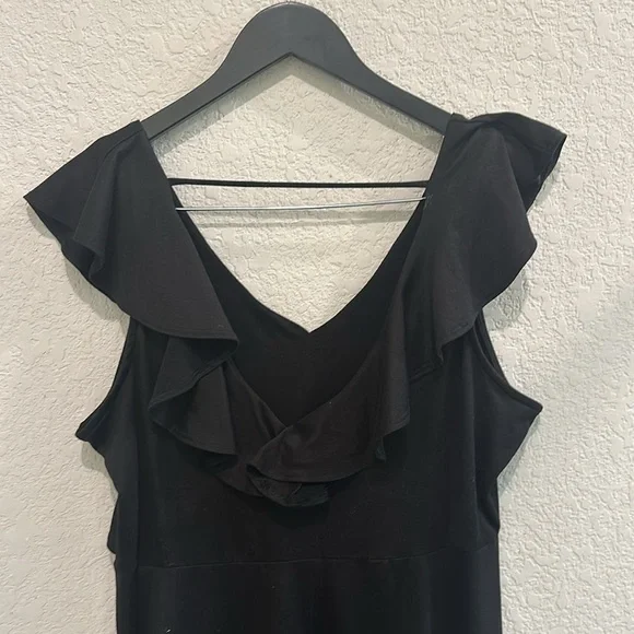 Alya XL little black lounge dress - Picture 7 of 9